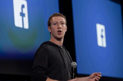 Ora al papà di Facebook fa paura la sua creatura