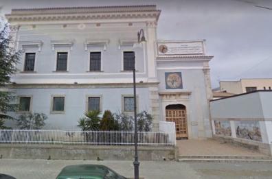 Padri Trinitari di Venosa
«Via i dipendenti violenti»