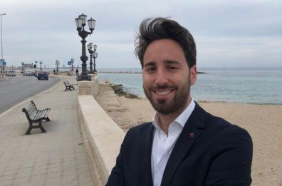 A ore il candidato del centrodestra per Bari, in pole Romito