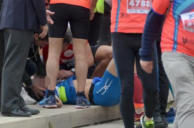 Bari, uomo colto da infarto
a Vivicittà: i soccorritori non
sanno usare il defibrillatore