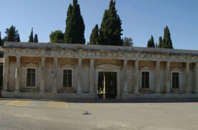 Vietato morire a Casamassima
Finiti i loculi. «Andate a Turi»