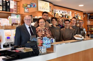 Crescenzio, i 60 anni da record
del bar che combatte la crisi