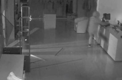 Spaccate nei negozi, arrestati Bonnie e Clyde nel Leccese