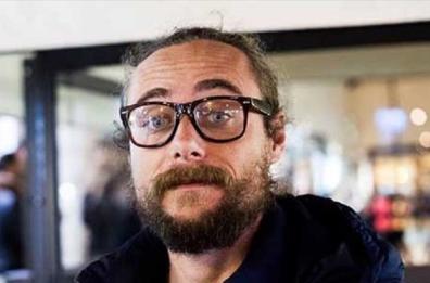 Un proiettile a Pinuccio inviato di Striscia