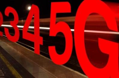 Bari, accesa in porto
la prima antenna 5G