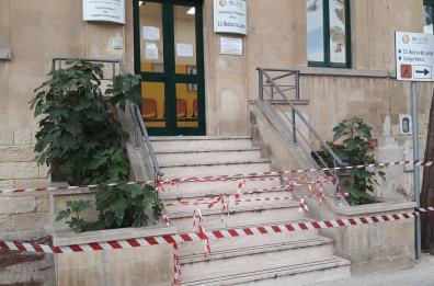 Lecce, crolla un solaio
all'ufficio vaccinazioni