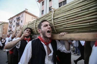 I volti dei protagonisti nella storica Parata dei Turchi