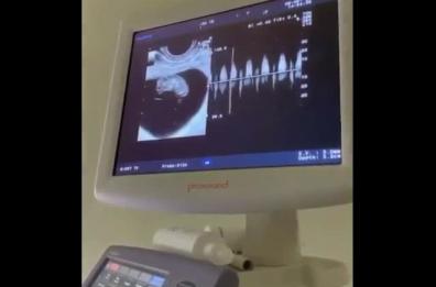 Stash diventa papà: lo dice Maria De Filippi ad Amici Speciali