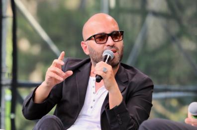 Polignano, a Giuliano Sangiorgi va il premio «Domenico Modugno»