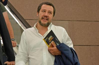 Regionali Puglia, Salvini: «Alle urne dopo l'emergenza Coronavirus»