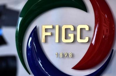 Potenza, picchia arbitro 17enne: squalificato per tre anni