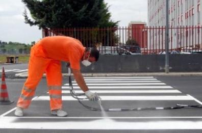 Elezioni 2019, strade e marciapiedi nuovi: via al festival delle ipocrisie