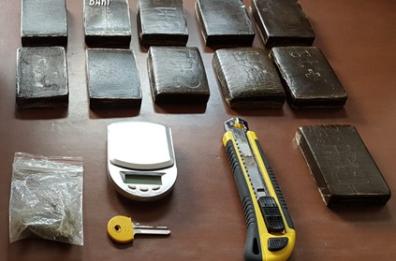 Hashish e marijuana in un garage: 
preso spacciatore ad Acquaviva