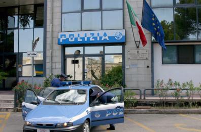 Martina Franca, imbrattato comitato elettorale FdI