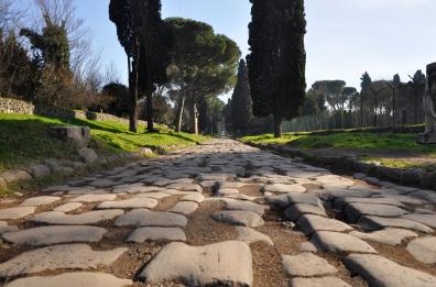 Sangiuliano annuncia: «C'è il primo sì per la Via Appia Patrimonio Unesco»