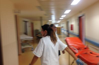Foggia, l'accusa di Lopalco: «Al Policlinico Riuniti bloccato l'utilizzo del superfarmaco contro la sclerosi perché costa troppo». L'azienda risponde: «Cure sempre appropriate»