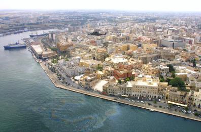 Porto di Brindisi, premi gonfiati
all'Autorità:_assolti due dirigenti