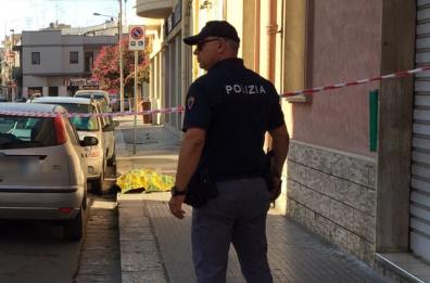Brindisi, assalto al bancomat: bandito ucciso in sparatoria con Polizia