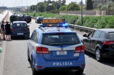 Puglia, bollino nero sulle strade: traffico intenso verso Sud 
Il video dell'esodo sull'A14