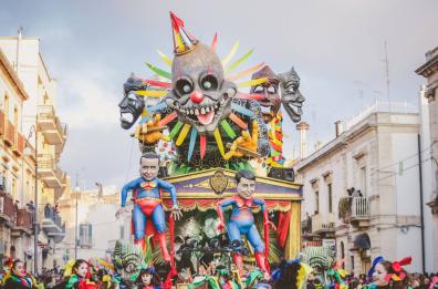 A Putignano il carnevale arriva anche d'estate