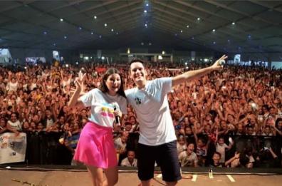 Lecce, ressa e afa allo show per i bambini: scoppia la polemica