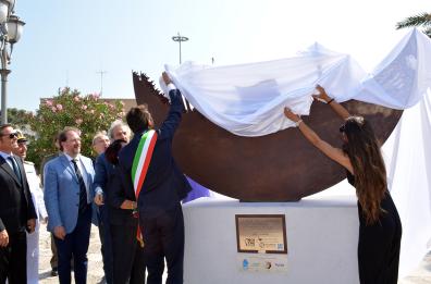 Bari, al porto arriva «La nave della speranza» 
per ricordare lo sbarco della Vlora nel 1991