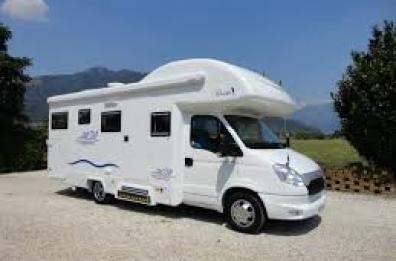 Monopoli, cadavere di turista tedesco trovato in un camper
