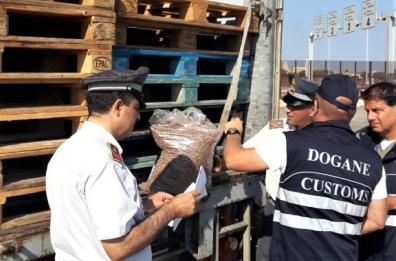 Brindisi, sequestrate 22 tonnellate di pellet spacciato per made in Italy