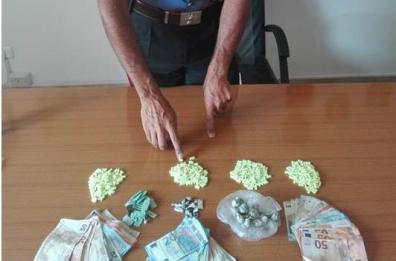 Santa Cesarea, pasticche ai ragazzi in discoteca: arrestati 5 spacciatori