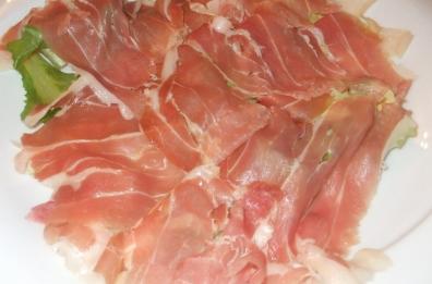San Daniele Dop «taroccato», 
sequestro di 270mila prosciutti