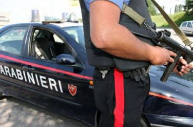 Terlizzi, baby ladro tenta di sfuggire ai carabinieri nascondendosi sotto il letto: arrestato