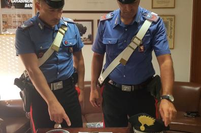 Andria, nascondeva la droga nel mangime per polli, arrestato pusher
