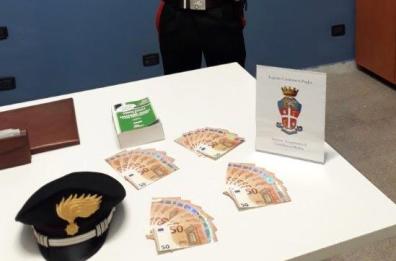 Più di mille euro in banconote false, in due ai domiciliari