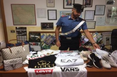 Bernalda, merce contraffatta
sequestrata alla festa patronale