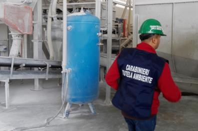 Potenza, multe e sequestri
in ditte di calcestruzzo