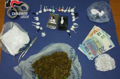 Lecce, arrestato per spaccio ai giardini: aveva cocaina, marijuana e crack