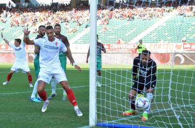 Bari-Sancataldese, le azioni, i goal e l'esultanza di giocatori e tifosi