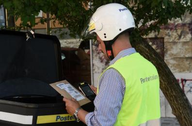 Poste,  a Bari consegne nel pomeriggio e anche il sabato