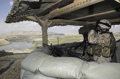 Iraq, i militari di Barletta
a guardia della diga di Mosul Iraq, i militari di Barletta
a guardia della diga di Mosul
