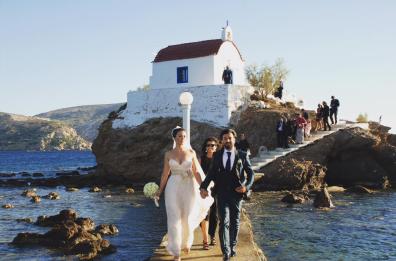 Negramaro, Lele fuori pericolo, la moglie festeggia un anno di matrimonio su Fb