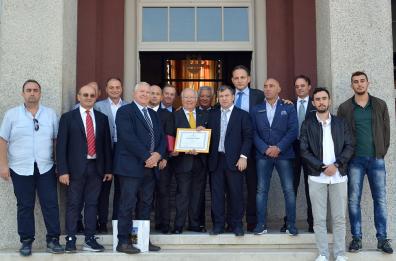 Il fotografo barese Luca Turi riceve la cittadinanza onoraria di Durazzo 