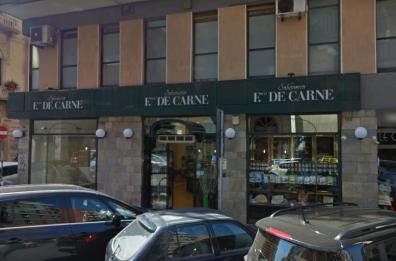 Bari, dopo 66 anni chiude
storica salumeria De Carne
«Il marchio lo porto con me»