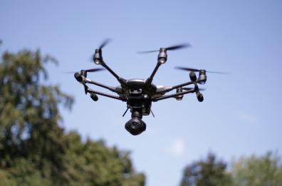 Foggia, nel carcere abbattuto un drone carico di droga e telefonini