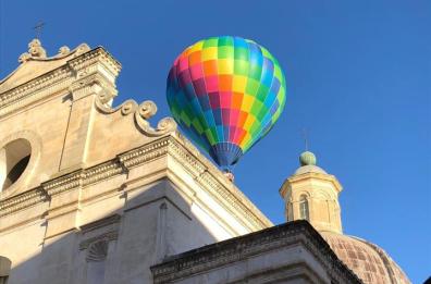 La danza delle mongolfiere nei cieli di Gravina in Puglia
