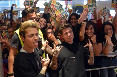 Benji e Fede incontrano i fan alla Feltrinelli di Bari 