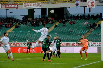 Bari-Palmese, il gol, le azioni e gli scatti più belli