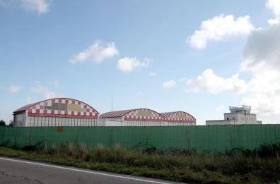 Lecce-Lepore, l'aeroporto di San Cataldo riapre Lecce-Lepore, l'aeroporto di San Cataldo riapre