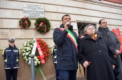 «No ai fascisti a Bari»: lo slogan per ricordare Benedetto Petrone