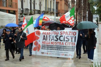 Decreto sicurezza: 3 denunce a Bari dopo corteo antifascista 