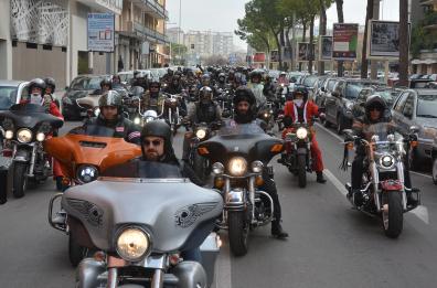 Un corteo di quasi 400 motociclisti invade Bari per i malati di leucemia Le FOTO